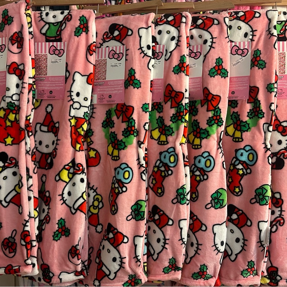 Hello Kitty Christmas Silk Throw Blanket 50x70 Santa Mistletoe Wreath Stocking